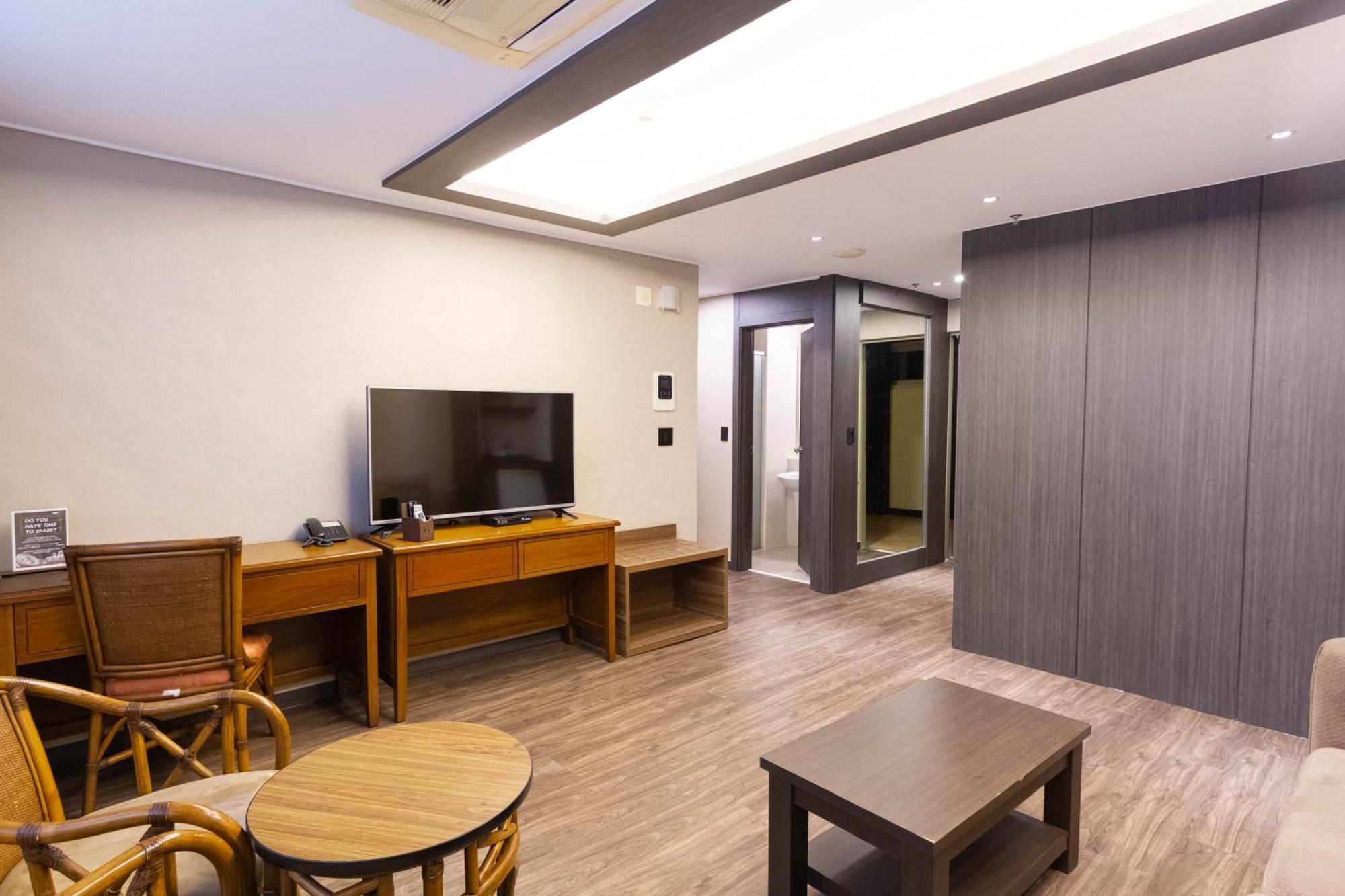 Xenia Hotel Clark Clark Field Kültér fotó