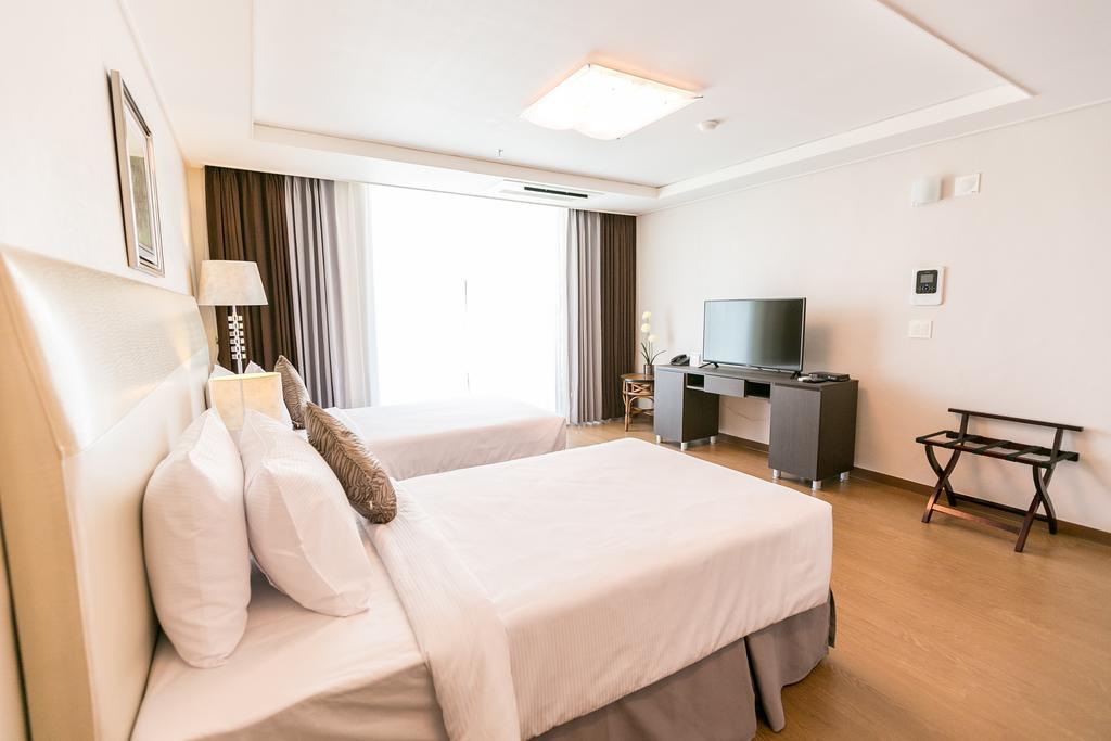 Xenia Hotel Clark Clark Field Szoba fotó